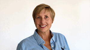 Lesley Cross